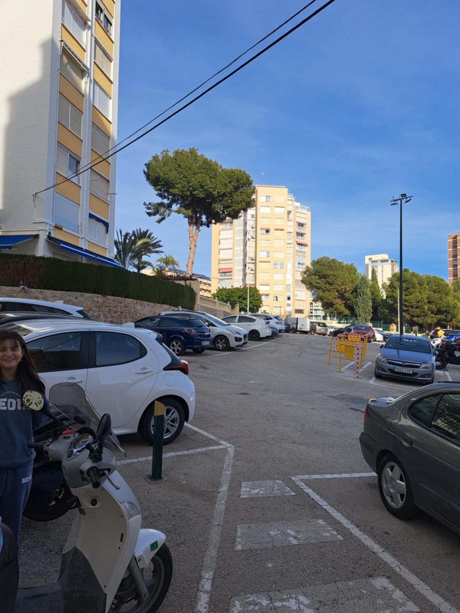 Urbanizacion Condor Benidorm Rum bild