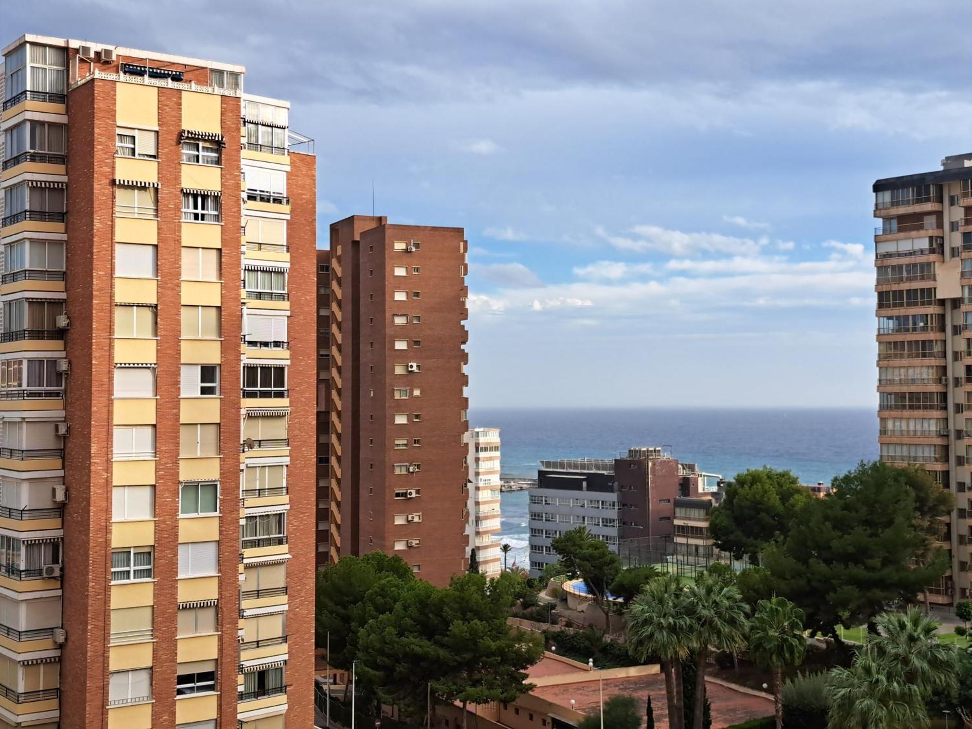 Urbanizacion Condor Benidorm Rum bild